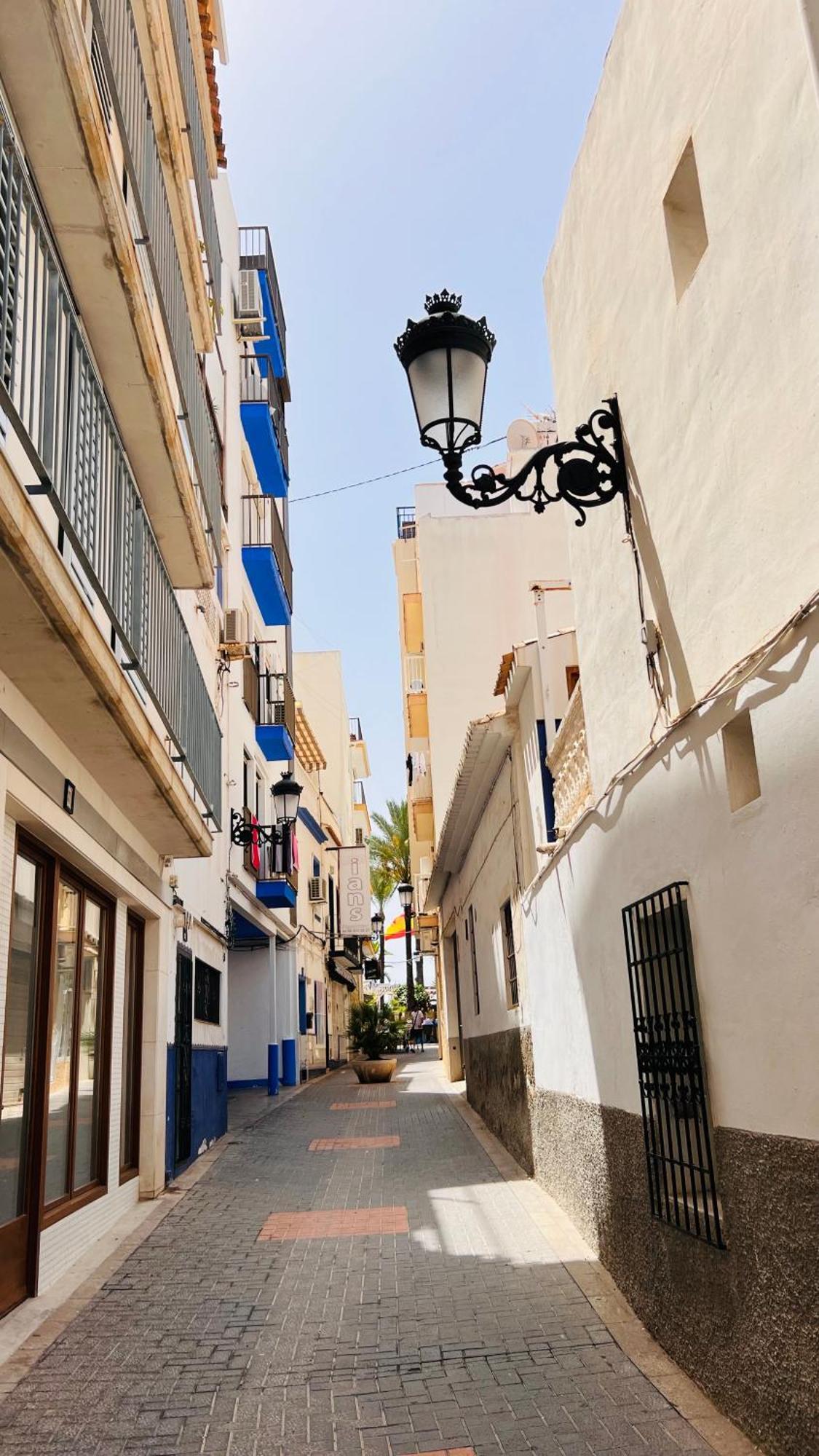 Atico Con Vistas En El Casco Antiguo De Benidorm Apartment Ngoại thất bức ảnh